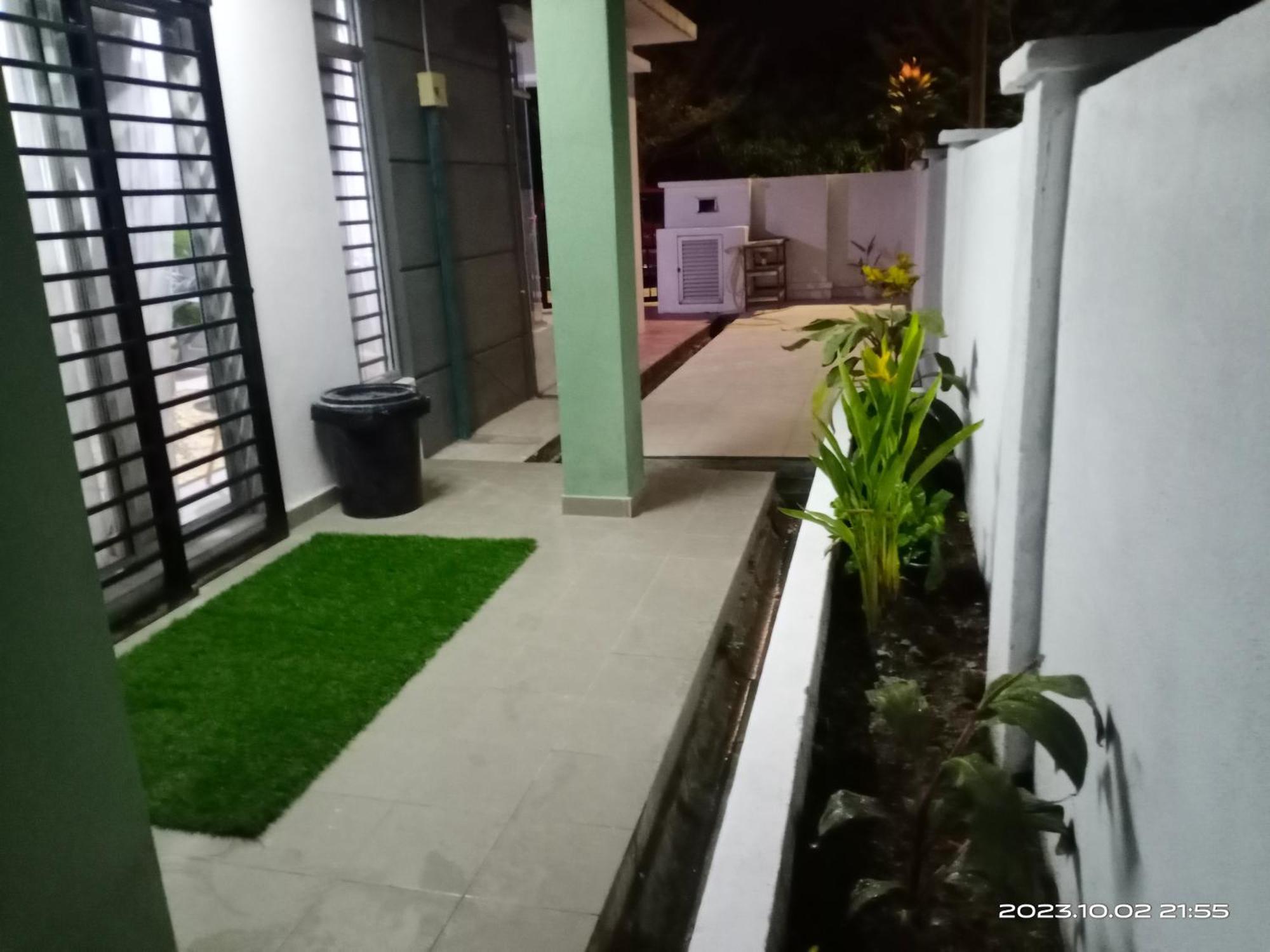 Klia Homestay Ummie Labu Esterno foto